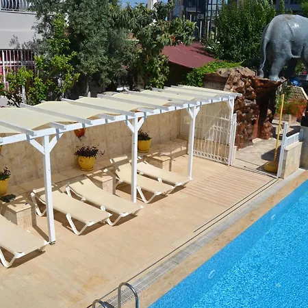 Safari Studio13 Aparthotel Side